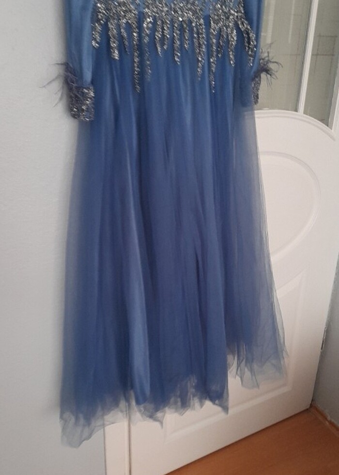 Abiye satılıktır - Görsel 4