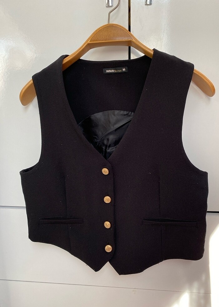 Siyah Yelek - Görsel 2