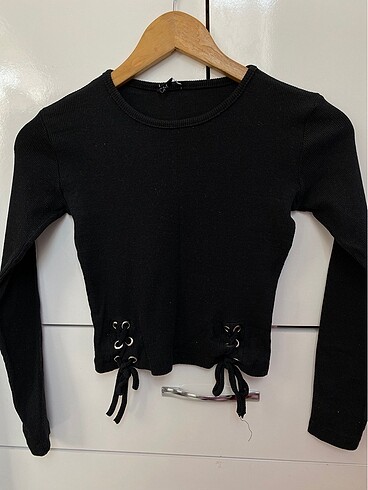 Siyah crop - Görsel 2