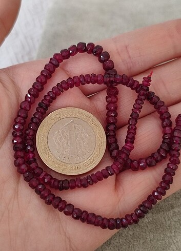 Beden HAS KARATLI GLASS FİLLED RUBY ( YAKUT) KOLYE