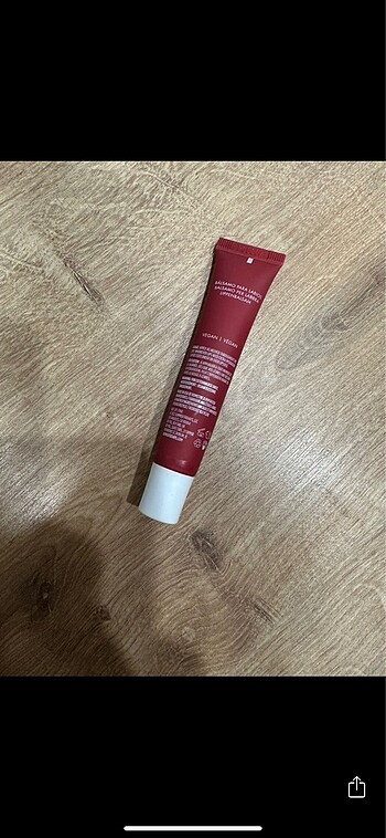 Sephora summer fridays lip balm cherry
