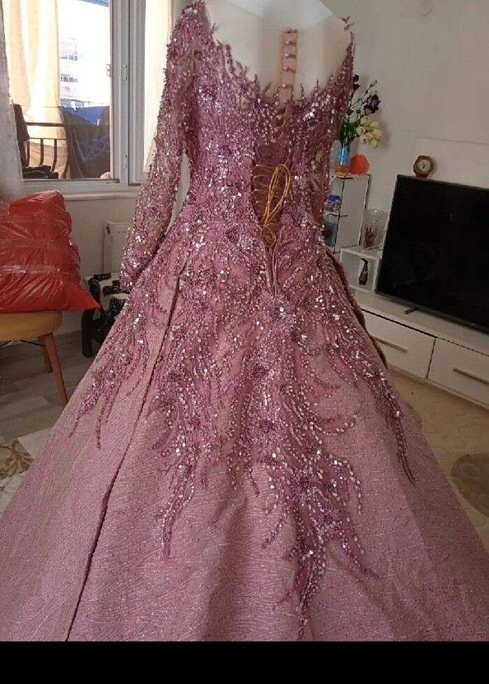 Pembe harika bir nişanlık - Görsel 2