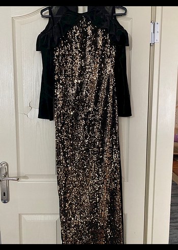 Siyah Parlak Pul Payetli Uzun Abiye Elbise - Görsel 2