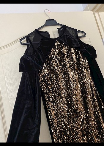 Siyah Parlak Pul Payetli Uzun Abiye Elbise - Görsel 3