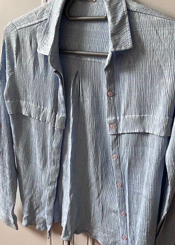 Düğmeli Uzun Kollu Mavi Gömlek - Görsel 3