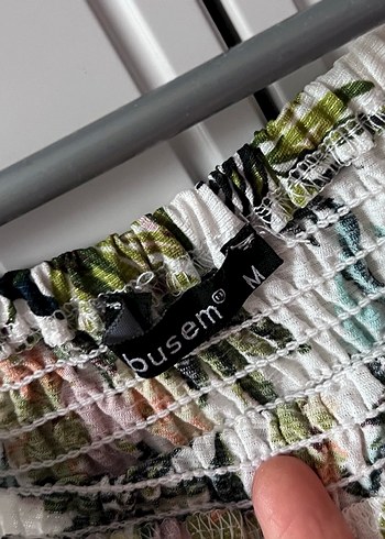 Çiçek Desenli, kayik yaka bluz - Görsel 4