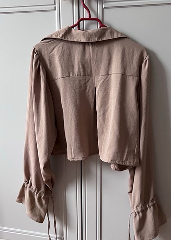 Toprak tonlarinda Düğmeli Uzun Kollu Gömlek - Görsel 3