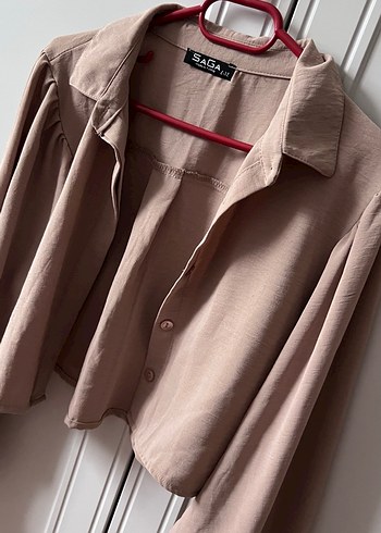 Toprak tonlarinda Düğmeli Uzun Kollu Gömlek - Görsel 4