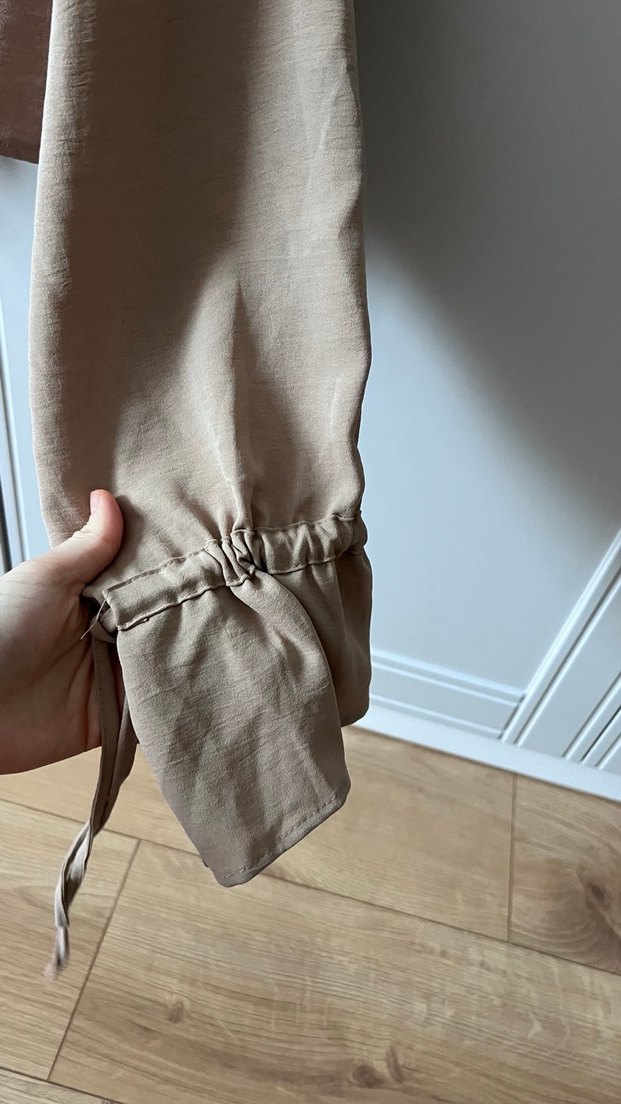 Toprak tonlarinda Düğmeli Uzun Kollu Gömlek - Görsel 5