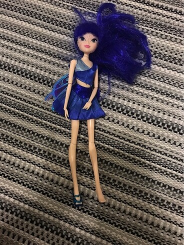 Winks barbie bebek