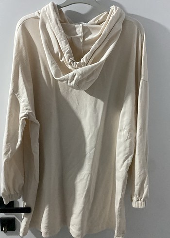 Kemer Detaylı Bej Kapüşonlu Sweatshirt - Görsel 3