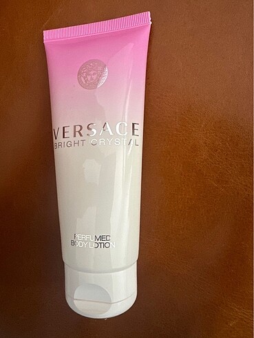 Versace bright crystal body lotion 100ml