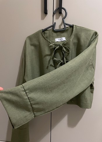 Uzun kollu Bağcık Detaylı Üst - Görsel 2