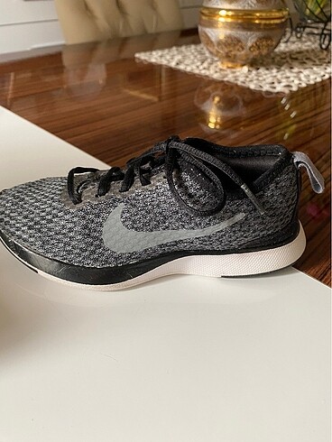 Nike Spor Ayakkabısı