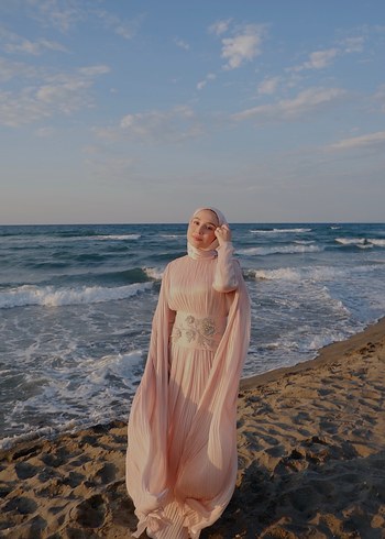 Pembe Tesettür Abiye