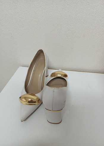 gold tokalı stiletto - Görsel 4