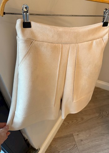 Bej Süet Mini Kadın Şort - Görsel 3