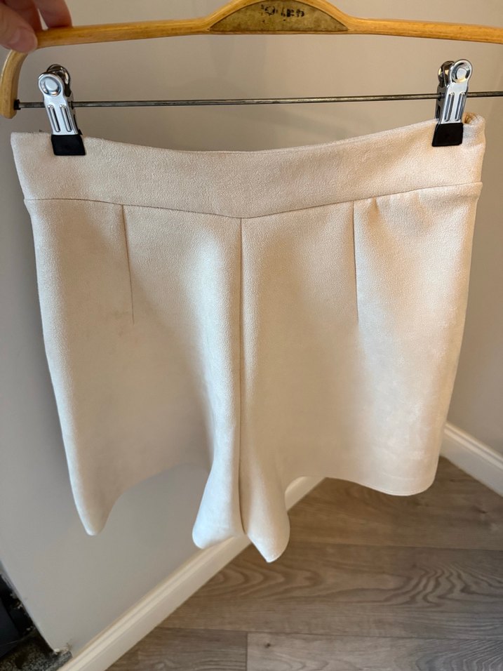 Bej Süet Mini Kadın Şort - Görsel 2