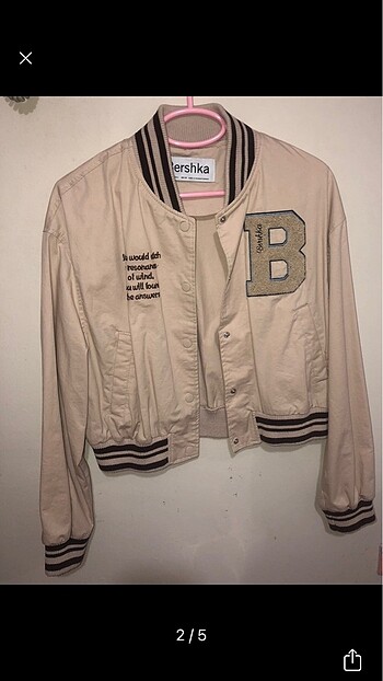 l Beden Bershka baskılı ceket