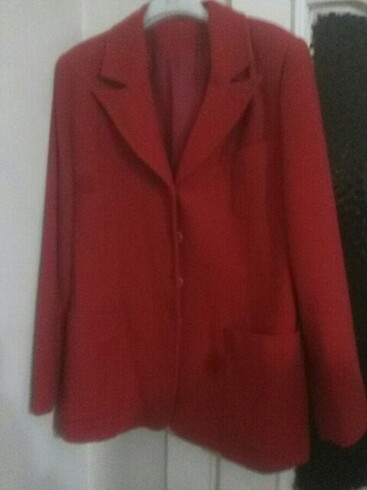 kırmızı ceket