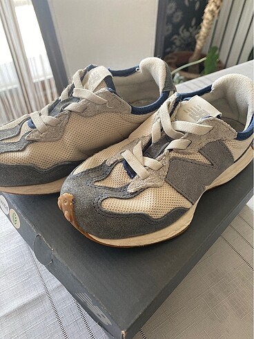 31 Beden New balance çocuk spor ayakkabı