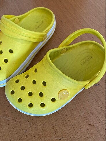 26 Beden sarı Renk Crocs çocuk terlik