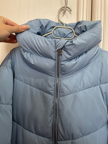 l Beden Stradivarius şişme mont