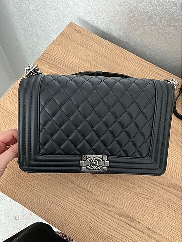 Diğer Chanel model çanta