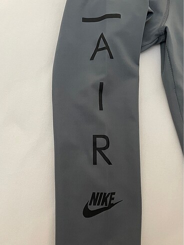 l Beden Nike tayt
