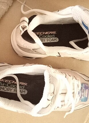 Skechers Ürün sıfır gibi denendi