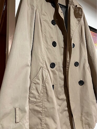 Stradivarius Trenchcoat - Stradivarius