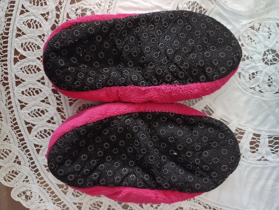 Pembe Sıcak Ev Terliği - Görsel 3