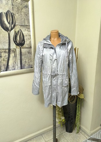 Kadın Gri Kemerli Mini Yağmurluk - Görsel 3