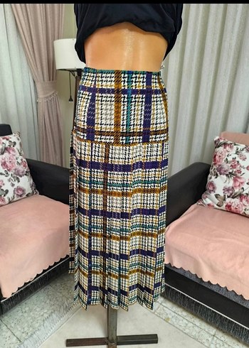 Çok Renkli Pilili Uzun Kadın Etek - Görsel 2