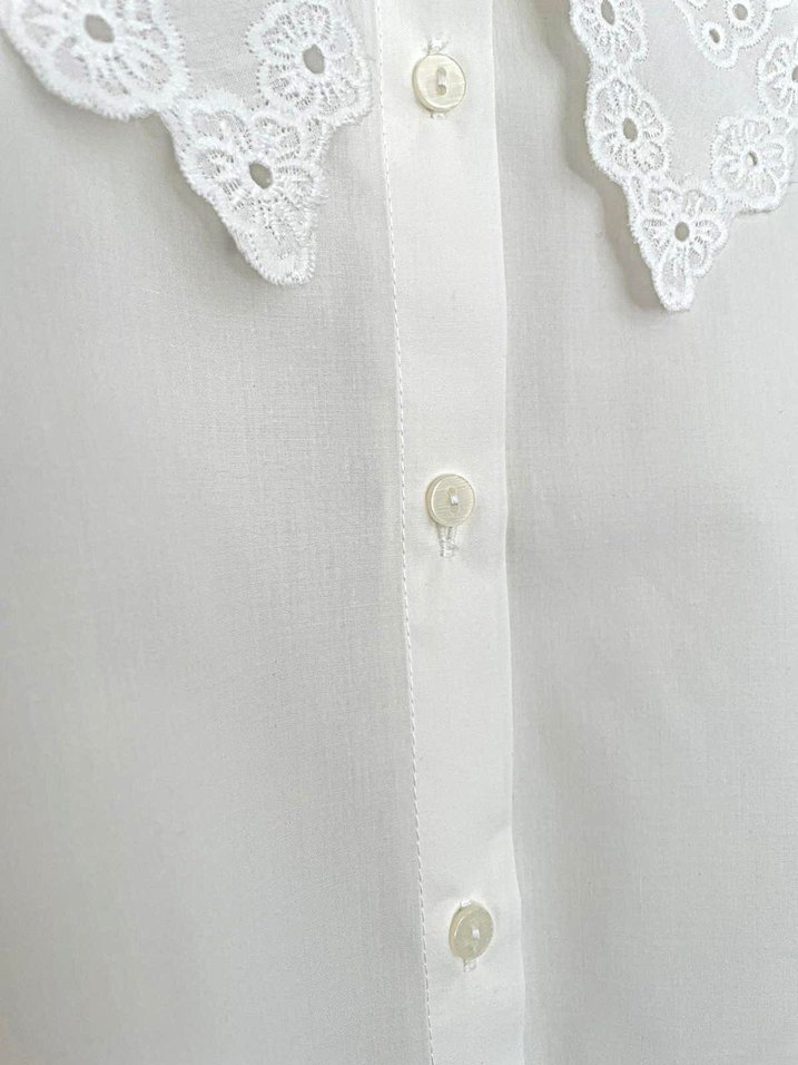 Dantel Yakalı ekru Kadın Gömlek - Görsel 3