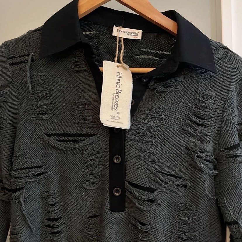 Tasarım sökük efektli elbise - Görsel 3