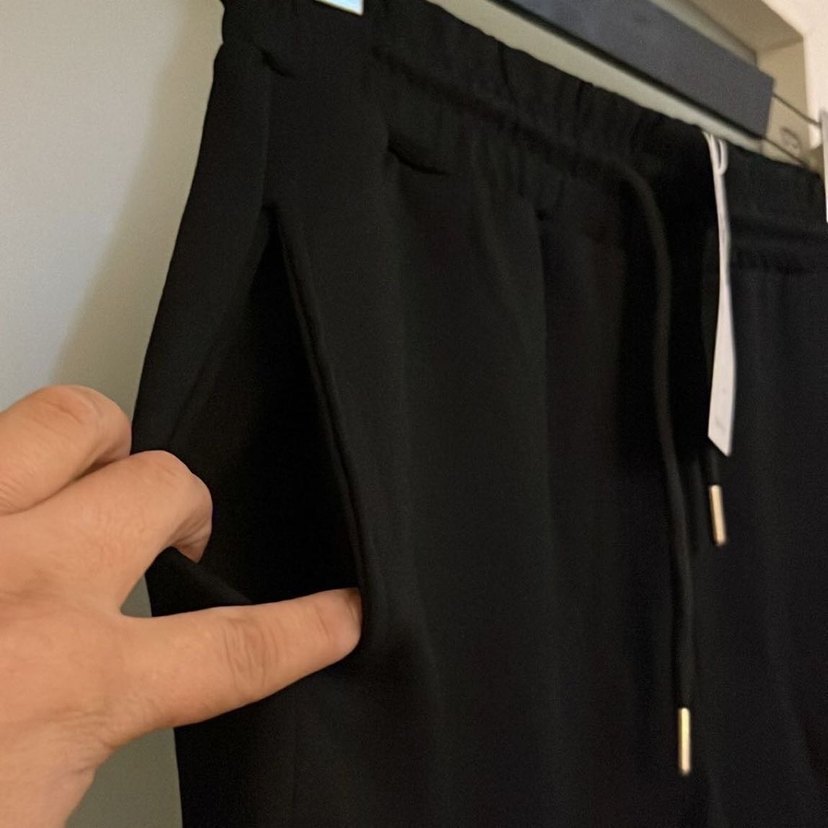 Günün indirimli ürünü Alo yoga modal kumaş şort - Görsel 4