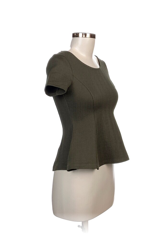 H&M T-shirt %70 İndirimli. - Görsel 2