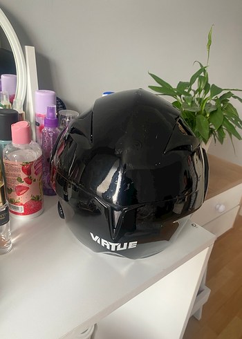 Siyah Baskılı Motosiklet Kaskı Vırtue - Görsel 4