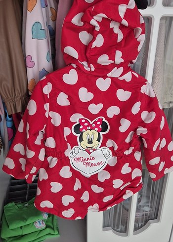 Kız Çocuk Kapüşonlu Kırmızı Baskılı Yağmurluk - Görsel 4