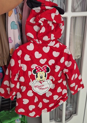 Kız Çocuk Kapüşonlu Kırmızı Baskılı Yağmurluk - Görsel 3