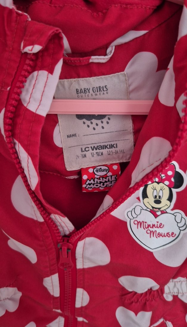 Kız Çocuk Kapüşonlu Kırmızı Baskılı Yağmurluk - Görsel 2