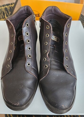 DOCKERS By Gerli 44 Numara Erkek Bot