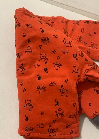 Düğmeli Erkek Çocuk Kırmızı Desenli Mont - Görsel 3