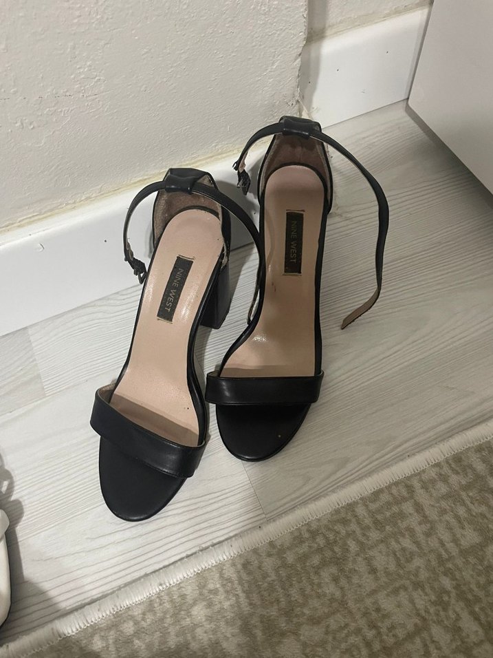 Siyah Modern Klasik Topuklu Kadın Ayakkabı - Görsel 4