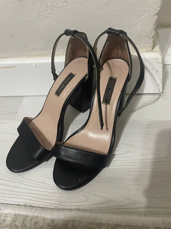 Siyah Modern Klasik Topuklu Kadın Ayakkabı - Görsel 3