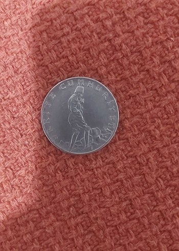 eski tarihi 1973 2 lira - Görsel 2