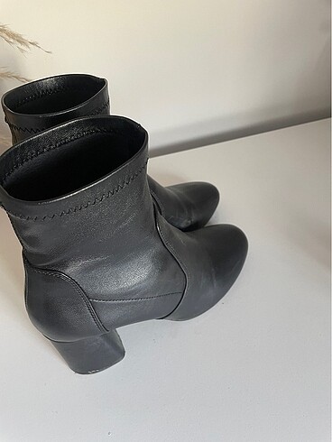 37 Beden Bershka Bot