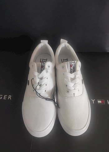 37 Beden Tommy Hilfiger Beyaz Kadın Spor Ayakkabı