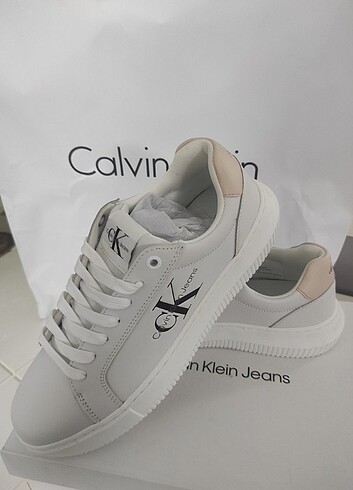 Calvin Klein Calvin Klein Bayan Sneaker 40 